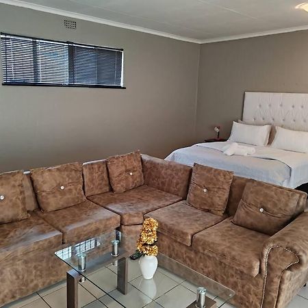 The Hidden Vila Boksburg Exterior foto