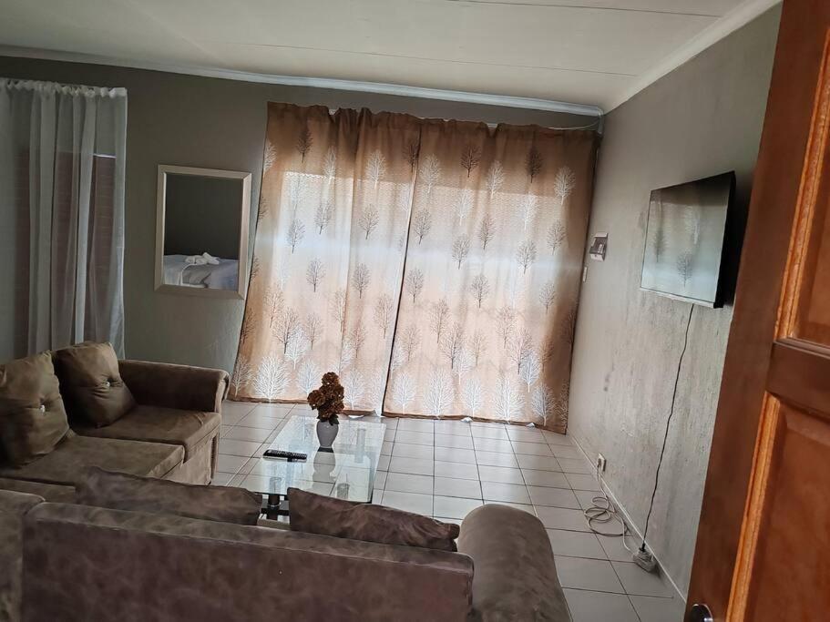 The Hidden Vila Boksburg Exterior foto